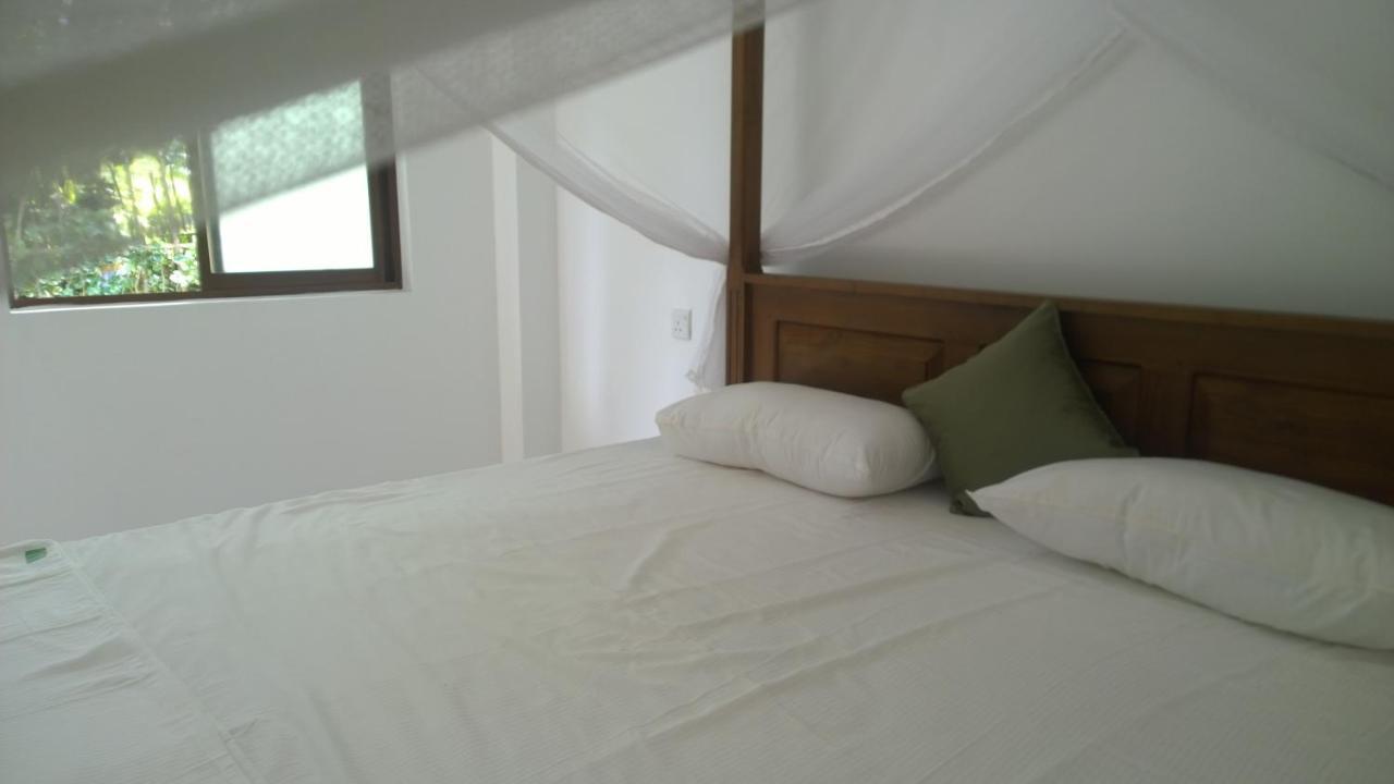 Augusto @ Midigama Otel Dış mekan fotoğraf